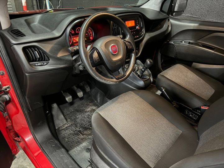 Utilitaire léger Fiat Doblo Autre 1.6l multijet 120 ch Galerie 2 places Rouge Foncé Métallisé - 11