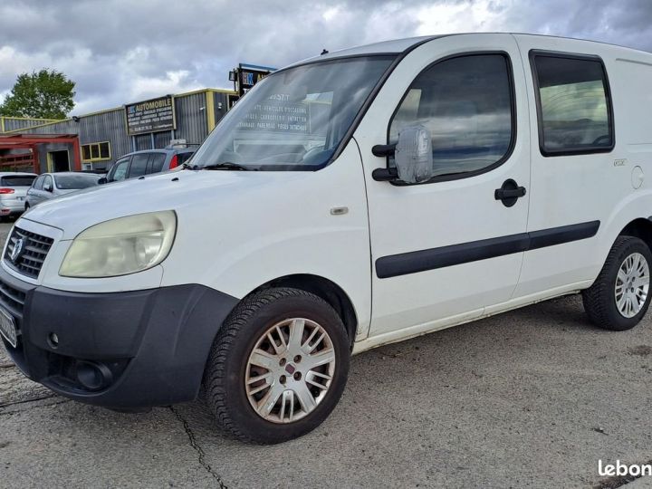 Utilitaire léger Fiat Doblo Autre Cargo II 1.3 MJTD Fourgon court 75 cv PAS DE TVA Blanc - 1