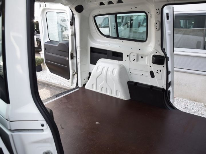 Utilitaire léger Fiat Doblo Autre Cargo Maxi 1.4i Benzine BLANC - 16