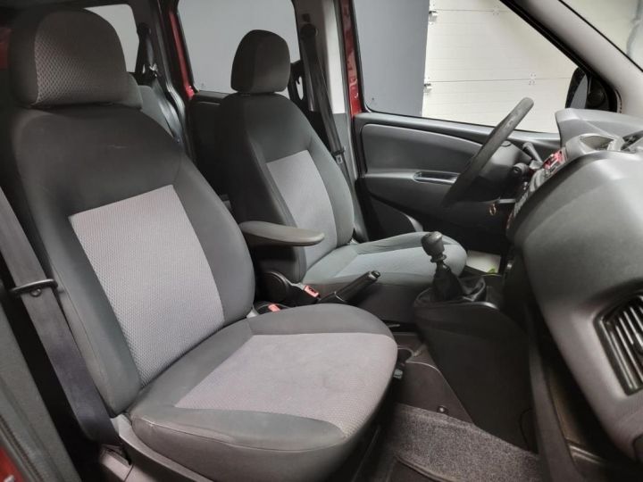 Utilitaire léger Fiat Doblo Autre COMBI MAXI 5pl 1.6 JTD 105ch DYNAMIC + ATTELAGE Autre - 10