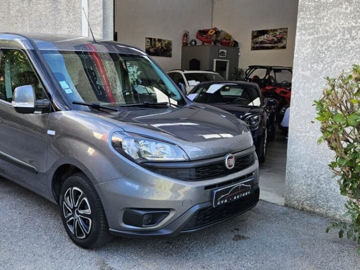 Utilitaire léger Fiat Doblo Autre Doblo 1.3 Multijet 95 Ch Gris - 8