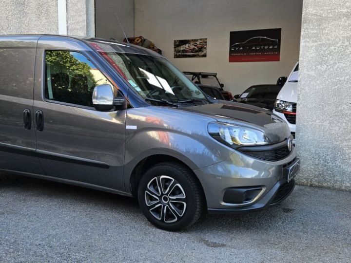 Utilitaire léger Fiat Doblo Autre Doblo 1.3 Multijet 95 Ch Gris - 9