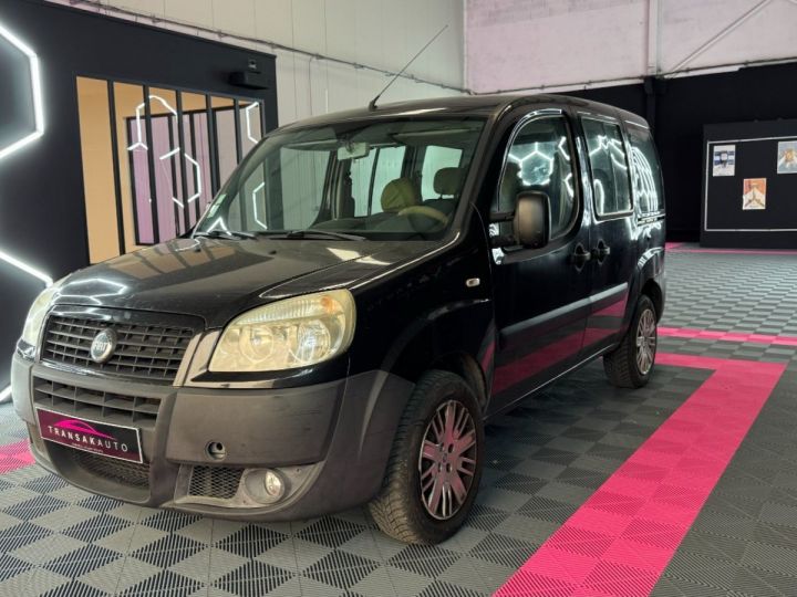 Utilitaire léger Fiat Doblo Autre family 7 places 1.3 multijet 85 ch attelage clim NOIR - 2