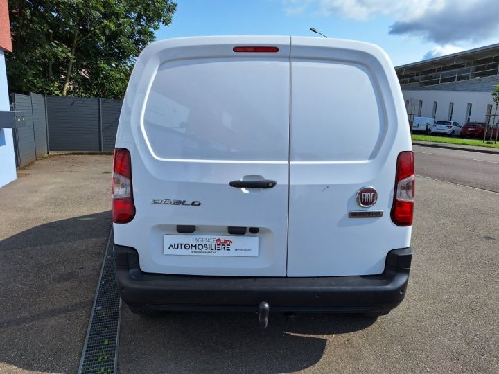 Utilitaire léger Fiat Doblo Autre FG M 650kg BLUEHDI 130cv EAT8 1ERE MAIN Blanc - 6