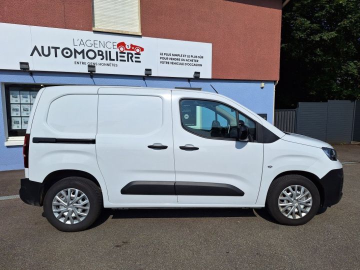 Utilitaire léger Fiat Doblo Autre FG M 650kg BLUEHDI 130cv EAT8 1ERE MAIN Blanc - 8