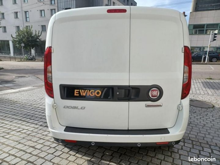 Utilitaire léger Fiat Doblo Autre VU CARGO 1.4 95 PACK PROFESSIONAL Blanc - 6