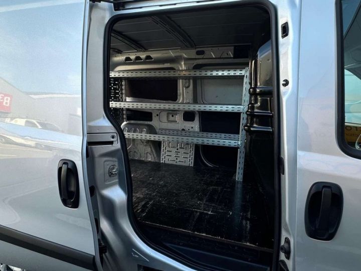 Utilitaire léger Fiat Doblo Autre XL LONG CHASSIS 1.6D  Gris Métallisé - 13