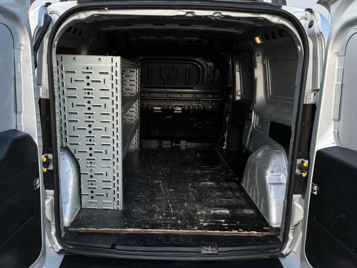 Utilitaire léger Fiat Doblo Autre XL LONG CHASSIS 1.6D  Gris Métallisé - 14