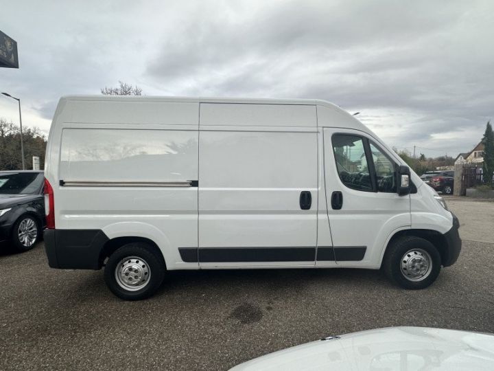 Utilitaire léger Fiat Ducato Autre FG 3.3 MH2 2.3 MULTIJET 130CH PACK PRO NAV Blanc - 5