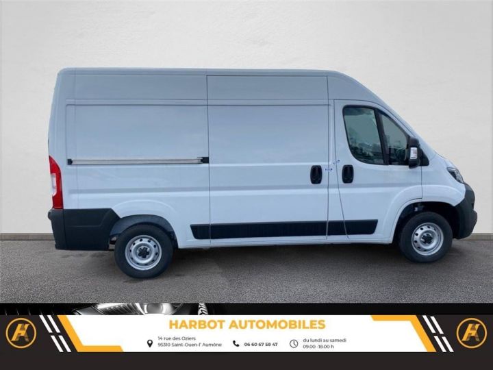 Utilitaire léger Fiat Ducato Autre iv Tole 3.3 m h2 h3-power 140 ch pack pro lounge connect Teinte extérieure Blanc Icy - 4