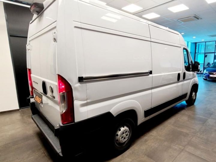 Utilitaire léger Fiat Ducato Autre VU FOURGON 2.0 115ch L2H2 PACK NAV PRO 19490 TTC Blanc - 4