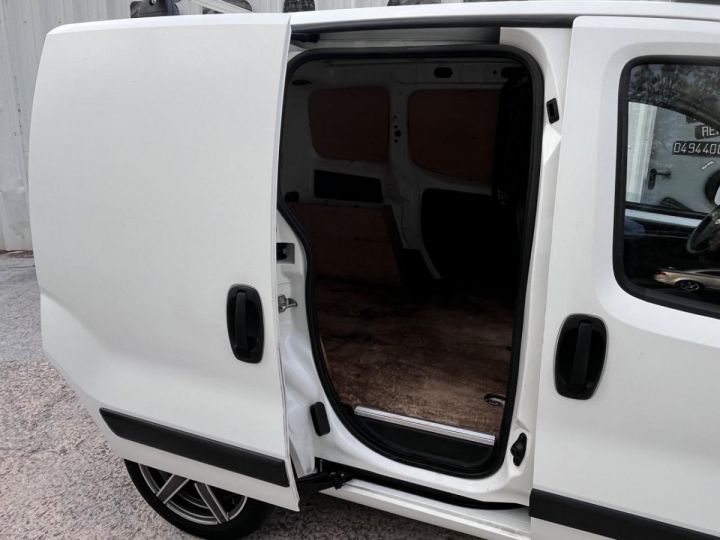 Utilitaire léger Fiat Fiorino Autre 1.3 Multijet 16V DPF - 75  2008 FOURGON Pack CD Clim PHASE 1 BLANC - 11