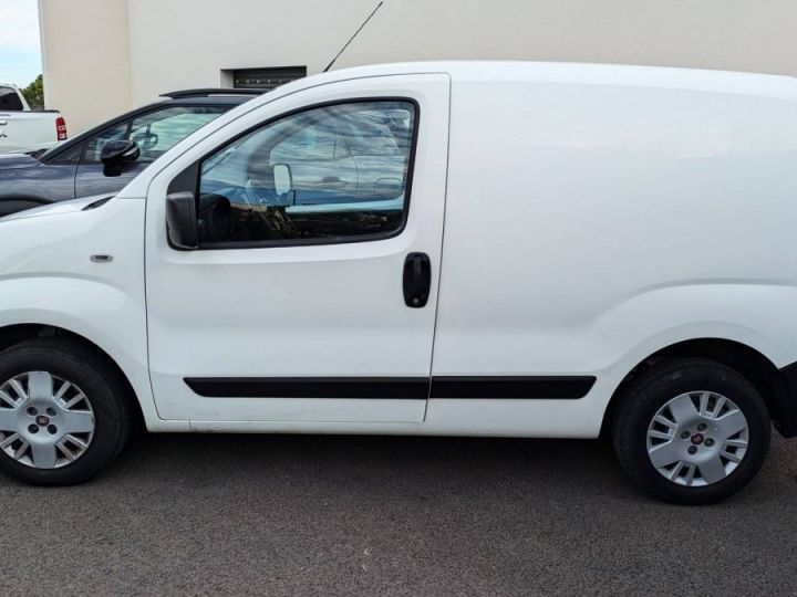 Utilitaire léger Fiat Fiorino Autre 1.4ie 77ch pack pro nav BLANC - 5