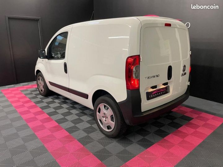 Utilitaire léger Fiat Fiorino Autre tole 1.3 16v multijet 95 pro lounge tva recuperable Autre - 3