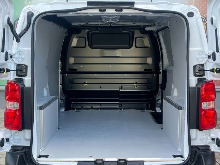 Utilitaire léger Fiat Scudo Autre Fg M 1.5 BlueHDi 120ch S&S Pack Premium Connect Blanc Icy - 8