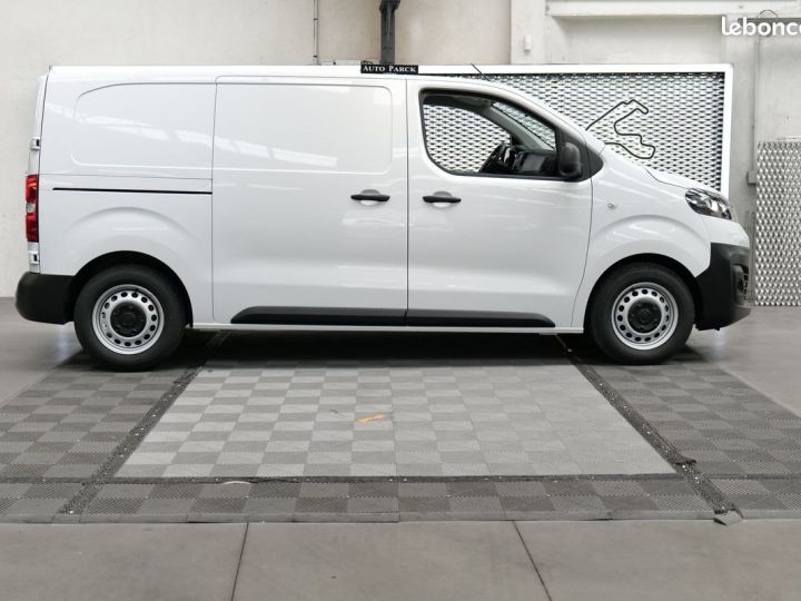 Utilitaire léger Fiat Scudo Autre fourgon bluehdi 100ch neuf dispo de suite 1°main francais tva recuperable porte lateral clim BLUETOOTH A PARTIR 399 TTC SUR 36MOIS AVEC 5000 APPORT Blanc - 3