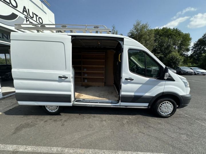 Utilitaire léger Ford Transit Autre 2.2 TDCi - 125 L2H2 Ambiente TVA RECUPERABLE + Clim + Attelage BLANC - 13