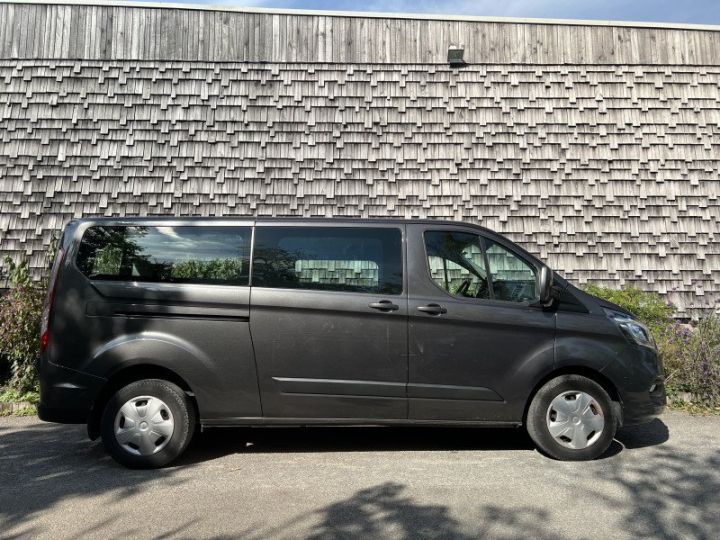 Utilitaire léger Ford Transit Autre 2T KOMBI T330 L2H2 2.0 MICRO-HYBRIDE 130CH / RADAR DE RECUL / RÉGULATEUR / TVA Gris F - 18