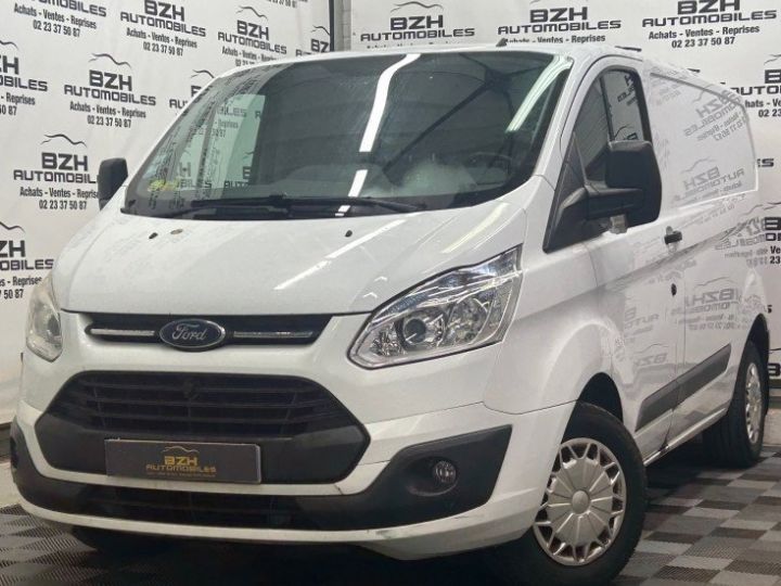 Utilitaire léger Ford Transit Autre CCB 330C 2.2 TDCI 125CH TRACTION GARANTIE 12 MOIS Blanc - 1