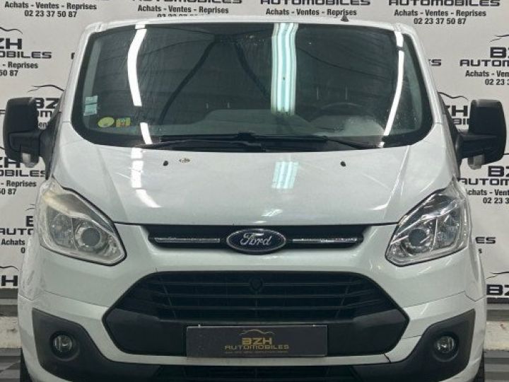 Utilitaire léger Ford Transit Autre CCB 330C 2.2 TDCI 125CH TRACTION GARANTIE 12 MOIS Blanc - 2