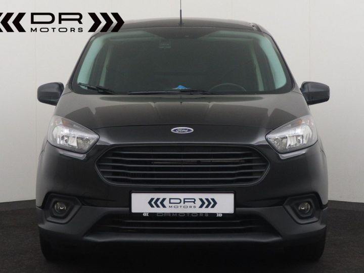 Utilitaire léger Ford Transit Autre Courier 1.5TDCi TREND LICHTE VRACHT - RADIO CONNECT DAB Noir - 8