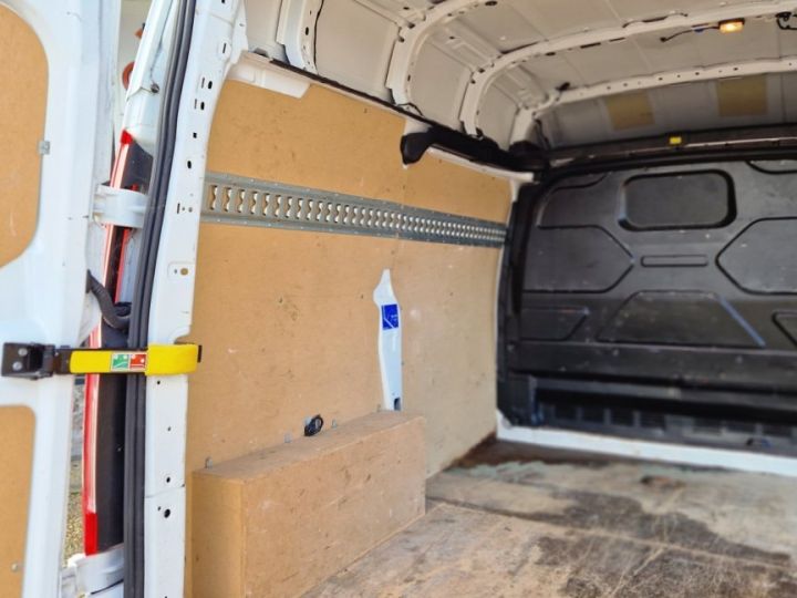 Utilitaire léger Ford Transit Autre Custom 300 L1H2 2.0 EcoBlue 105 Trend Business Blanc - 20