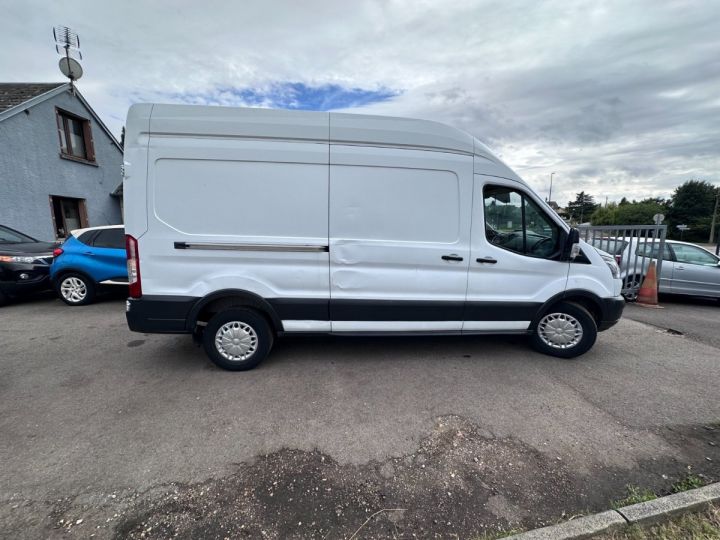 Utilitaire léger Ford Transit Autre KOMBI T330 L2H3 2.2 TDCi 125 Trend Blanc - 11