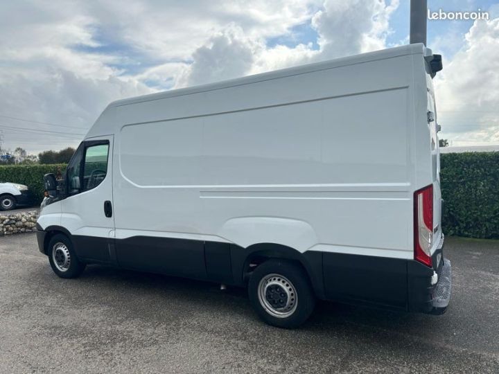 Utilitaire léger Iveco Daily Autre 15490 ht fourgon l2h2 v12 35s14  - 3