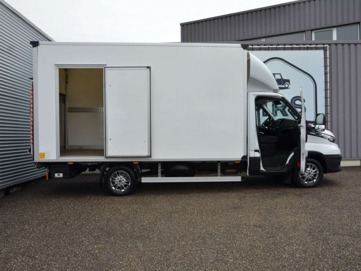 Utilitaire léger Iveco Daily Autre 2022 35S18- Himatic -Laadklep- Luchtvering- 37150+BTW  - 13