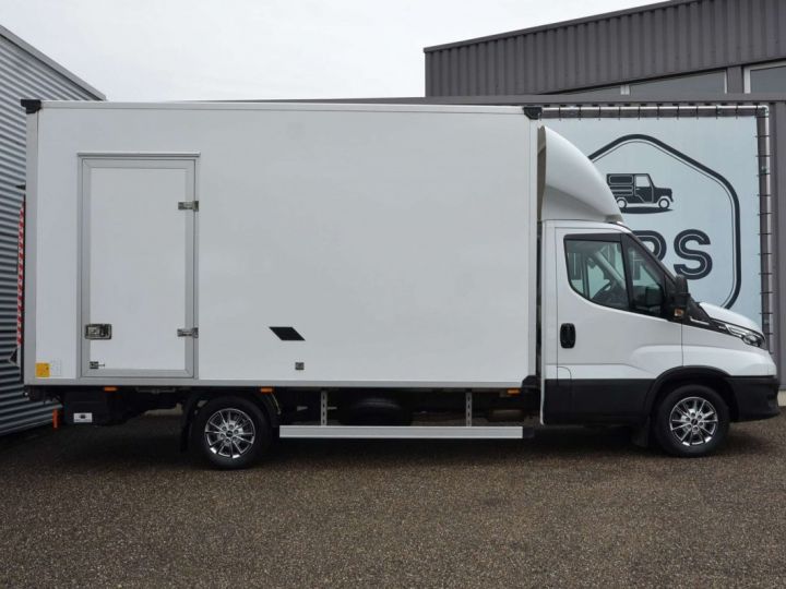 Utilitaire léger Iveco Daily Autre 2022 35S18- Himatic -Laadklep- Luchtvering- 37150+BTW  - 15