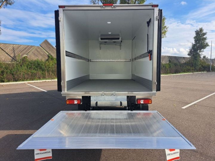 Utilitaire léger Iveco Daily Autre 35C16 CAISSE FRIGO HAYON 67500E HT Blanc - 4