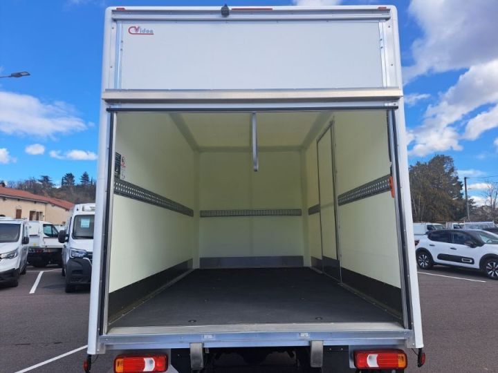 Utilitaire léger Iveco Daily Autre 35C16 CAISSE LEGERE HAYON 56500E HT Blanc - 4