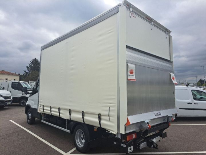 Utilitaire léger Iveco Daily Autre 35C18 CAISSE MIXTE HAYON 59000E HT Blanc - 4