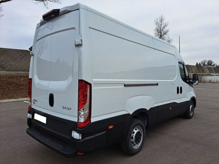 Utilitaire léger Iveco Daily Autre 35S18 A8 L3 FRIGO 58900E HT Blanc - 2