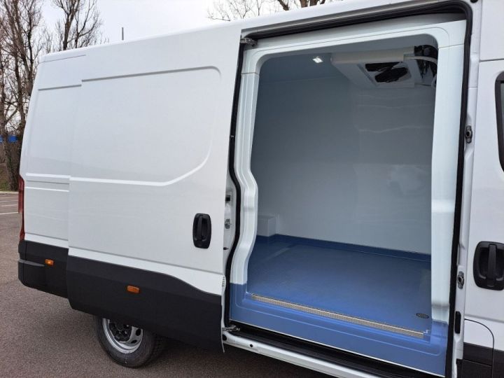 Utilitaire léger Iveco Daily Autre 35S18 A8 L3 FRIGO 58900E HT Blanc - 5