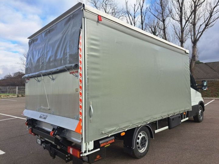 Utilitaire léger Iveco Daily Autre 35S18 A8 REHAUSSABLE Blanc - 2