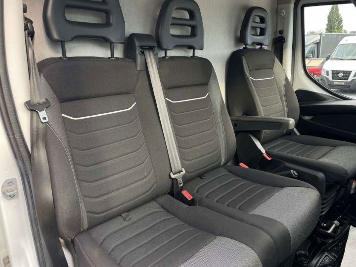 Utilitaire léger Iveco Daily Autre 35s18 / l4h2 / trekhaak / camera / cruise / handsfree Blanc - 11