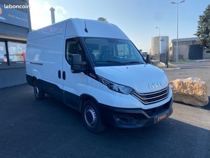 Utilitaire léger Iveco Daily Autre VU S18 3.0D 175CH AGILE 29.990HT Blanc - 7