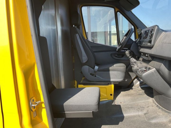 Utilitaire léger Mercedes Sprinter Autre 314 CDI 37 S 3.5t 143CH - 20 750HT JAUNE CLAIR - 10