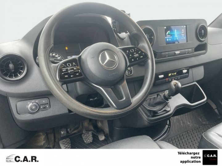 Utilitaire léger Mercedes Sprinter Autre FOURGON FGN 211 CDI 39 3.0T Noir - 6