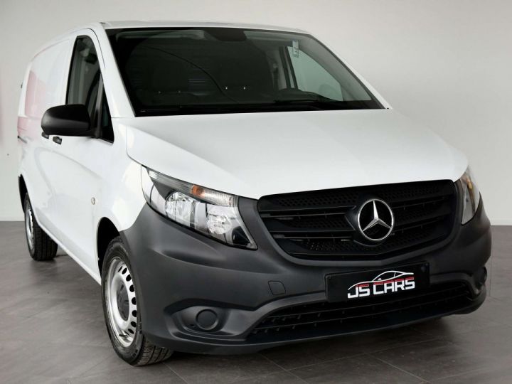 Utilitaire léger Mercedes Vito Autre 1.6D L1H1 UTILITAIRE 3PL AIRCO ATTELAGE BLUETOOTH Blanc - 9