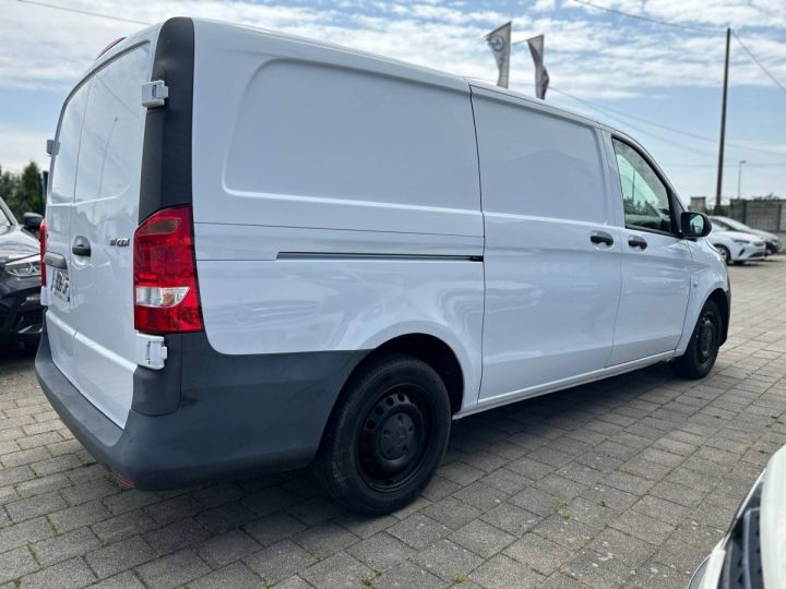 Utilitaire léger Mercedes Vito Autre 111 CDI TOURER LONG PRO Blanc Métal - 4