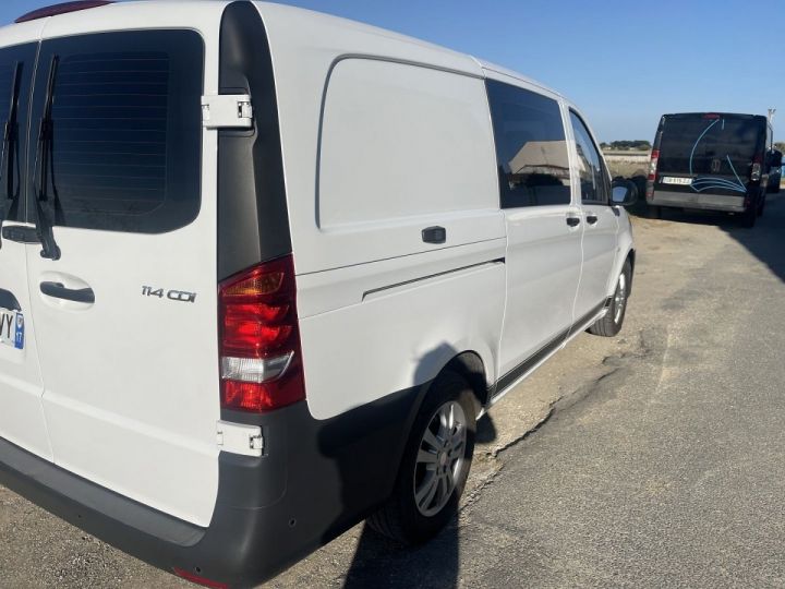 Utilitaire léger Mercedes Vito Autre FG 114 CDI MIXTO LONG MIXTO BVA 6 PLACES EN DEPOT VENTE Blanc Arctique - 8