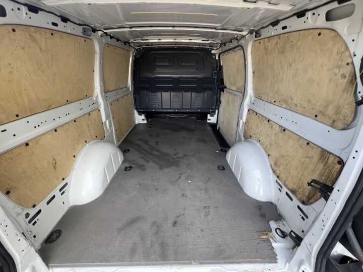 Utilitaire léger Mercedes Vito Autre III 114 2.0 CDI 136ch Pro 9G-TRONIC 1erMain 15,000Kms Clim GPS Caméra 20,000euro H.T. TVA20% BLANC - 25