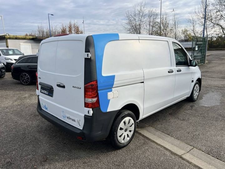 Utilitaire léger Mercedes Vito Autre III 114 2.2 CDI 136ch 3Places 1erMain GPS Caméra 11,250€ H.T. BLANC - 4