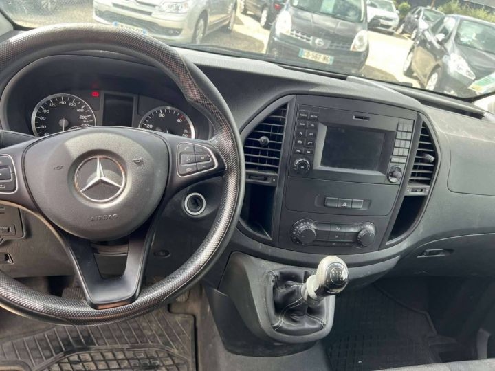 Utilitaire léger Mercedes Vito Autre III 114 CDI Compact Select BLANC - 9