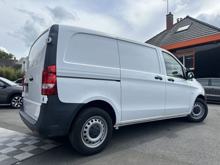 Utilitaire léger Mercedes Vito Autre Mercedes FG 111 CDI COMPACT E6 Blanc - 2