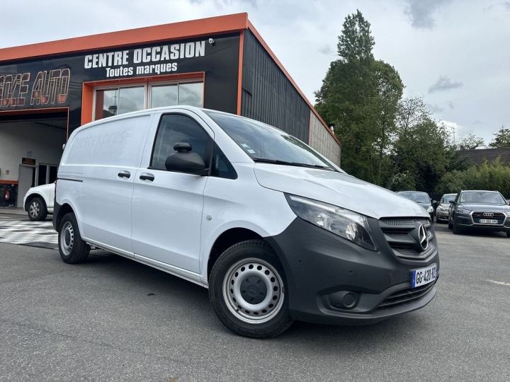 Utilitaire léger Mercedes Vito Autre Mercedes FG 111 CDI COMPACT E6 Blanc - 8