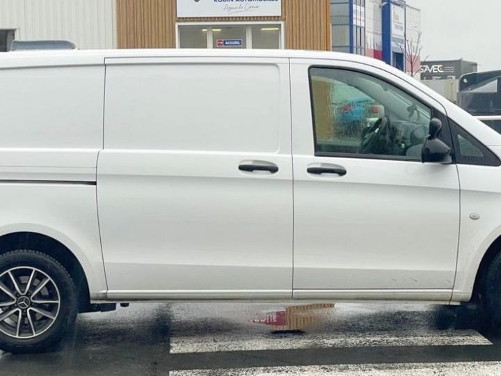 Utilitaire léger Mercedes Vito Autre Mercedes FOURGON 1.6 111 CDI 115 LONG CAMÉRA DE RECUL ATTELAGE SIÈGES CHAUFFANTS Autre - 9