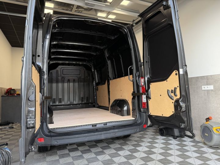 Utilitaire léger Nissan Interstar Autre NV400 L2H2 2.3 Dci 150CH / 24991.67 HT TVA 20%  - 39